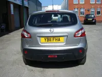 Used Nissan Qashqai Acenta 117 HP (86 kW) 2011 Silver SUV