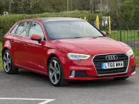 Używany Audi A3 Sport 2016 Czerwony Hatchback