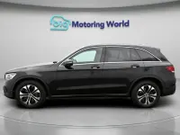 Usado Mercedes GLC220 194 HP (142 kW) 2020 Preto SUV