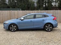 Used Volvo V40 R-Design 152 HP (111 kW) 2015 Blue Estate