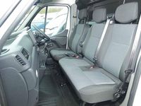 Używany Renault Master 145 KM (106 kW) 2023 Biały Van
