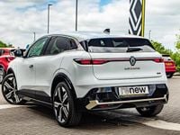 Used Renault Megane E-Tech Iconic 157 kW (214 HP) 2025 White Hatchback