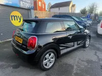 Used Mini Cooper Classic 134 HP (98 kW) 2018 Black Hatchback