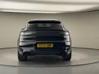 Usado Porsche Cayenne 460 CV (338 kW) 2022 Negro SUV