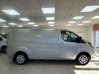 Begagnad Ford Transit Custom Limited 130 HK (95 kW) 2019 Silver Van