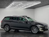 Begagnad VW Passat Advance 218 HK (160 kW) 2018 Grå Kombi
