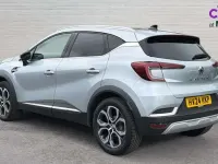 Używany Renault Captur Techno 91 KM (66 kW) 2024 Szary SUV
