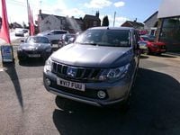 Second-hand Mitsubishi L200 2017 Gri Pickup