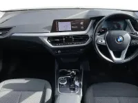 Used BMW 118 Comfort Edition 136 HP (100 kW) 2023 White Hatchback