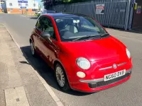 Gebraucht Fiat 500 Lounge 85 PS (62 kW) 2011 Rot Kleinwagen