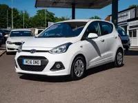Used Hyundai i10 SE 2016 White Hatchback