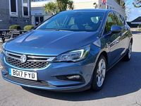 Second-hand Vauxhall Astra SRi 150 CP (110 kW) 2017 Albastru Hatchback