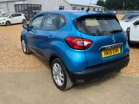 Used Renault Captur Dynamique 90 HP (66 kW) 2015 Blue SUV