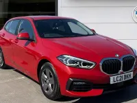 Used BMW 118 Sport Line 134 HP (98 kW) 2021 Red Hatchback