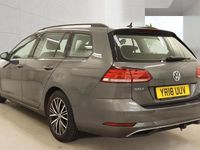 Used VW Golf VII SE 130 HP (95 kW) 2018 Urano grey Estate