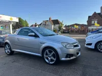 Used Vauxhall Tigra 90 HP (66 kW) 2008 Silver Cabriolet