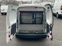 Begagnad Renault Kangoo Business 44 kW (60 HK) 2021 Vit Minibuss
