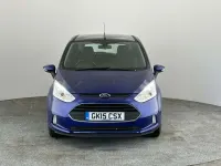 Usado Ford B-MAX Zetec 105 CV (77 kW) 2015 Azul Monovolumen