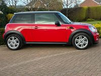 Usado Mini Cooper Hatch 2013 Vermelho Citadino