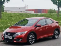 Używany Honda Civic SE Plus 2016 Czerwony Hatchback