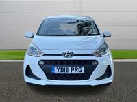 Used Hyundai i10 SE 66 HP (48 kW) 2018 White Hatchback