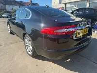 Usado Jaguar XF Luxury 200 HP (147 kW) 2014 Preto Sedan