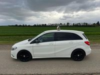 Used Mercedes B180 121 HP (88 kW) 2013 White MPV