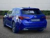 Used Toyota Corolla Design 140 HP (102 kW) 2025 Blue Estate