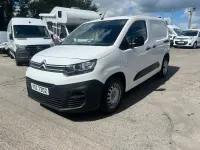 Used Citroën Berlingo 100 HP (73 kW) 2021 White MPV