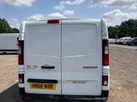 Used Renault Trafic Business 2016 White MPV
