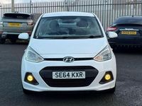Used Hyundai i10 SE 66 HP (48 kW) 2015 White Hatchback