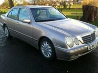 Begagnad Mercedes E200 Classic 2000 Sedan