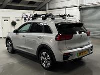 Used Kia Niro 150 kW (204 HP) 2021 Silver SUV