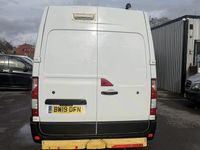 Used Vauxhall Movano 130 HP (95 kW) 2019 White MPV