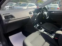 Used VW Golf VII SE 125 HP (91 kW) 2017 Black Hatchback