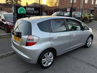 Used Honda Jazz EX 100 HP (73 kW) 2009 Silver Hatchback