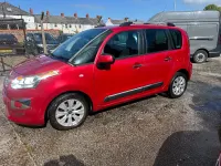 Used Citroën C3 Picasso Exclusive 90 HP (66 kW) 2015 Red MPV
