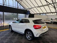 Used Mercedes GLA250 Executive 211 HP (155 kW) 2015 White SUV