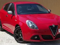 Used Alfa Romeo Giulietta Sprint 175 HP (128 kW) 2015 Red Hatchback