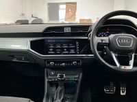Begagnad Audi Q3 S-Line 150 HK (110 kW) 2023 SUV