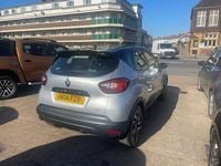 Used Renault Captur Dynamique 90 HP (66 kW) 2014 Silver black SUV