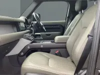 Used Land Rover Defender HSE 300 HP (220 kW) 2024 SUV