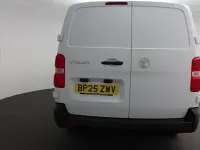Used Vauxhall Vivaro 150 HP (110 kW) 2025 White MPV