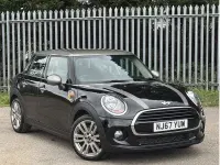 Używany Mini Cooper Hatch 2017 Czarny Hatchback