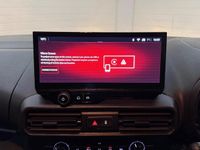 Used Vauxhall Combo S 101 HP (74 kW) 2024 White MPV