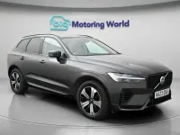 Usado Volvo XC60 Plus 350 CV (257 kW) 2023 Gris SUV