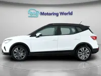 Used Seat Arona SE 95 HP (69 kW) 2023 White SUV