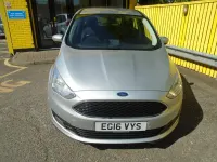 Usado Ford Grand C-Max Zetec 125 CV (91 kW) 2016 Plateado Monovolumen