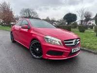 Begagnad Mercedes A180 AMG 2015 Röd Halvkombi