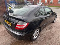 Used Mercedes C180 SE 143 HP (105 kW) 2007 Black Coupe